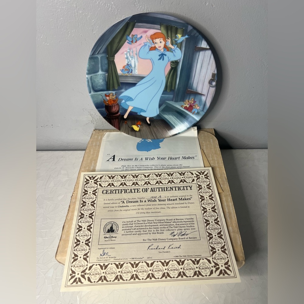 Cinderella A Dream Is A Wish Your Heart Makes Knowles Collector Plate
1989